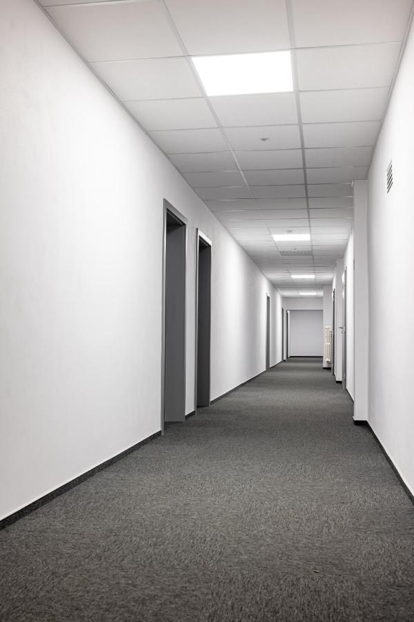 Hotel Zimni Stadion Slaný Kültér fotó