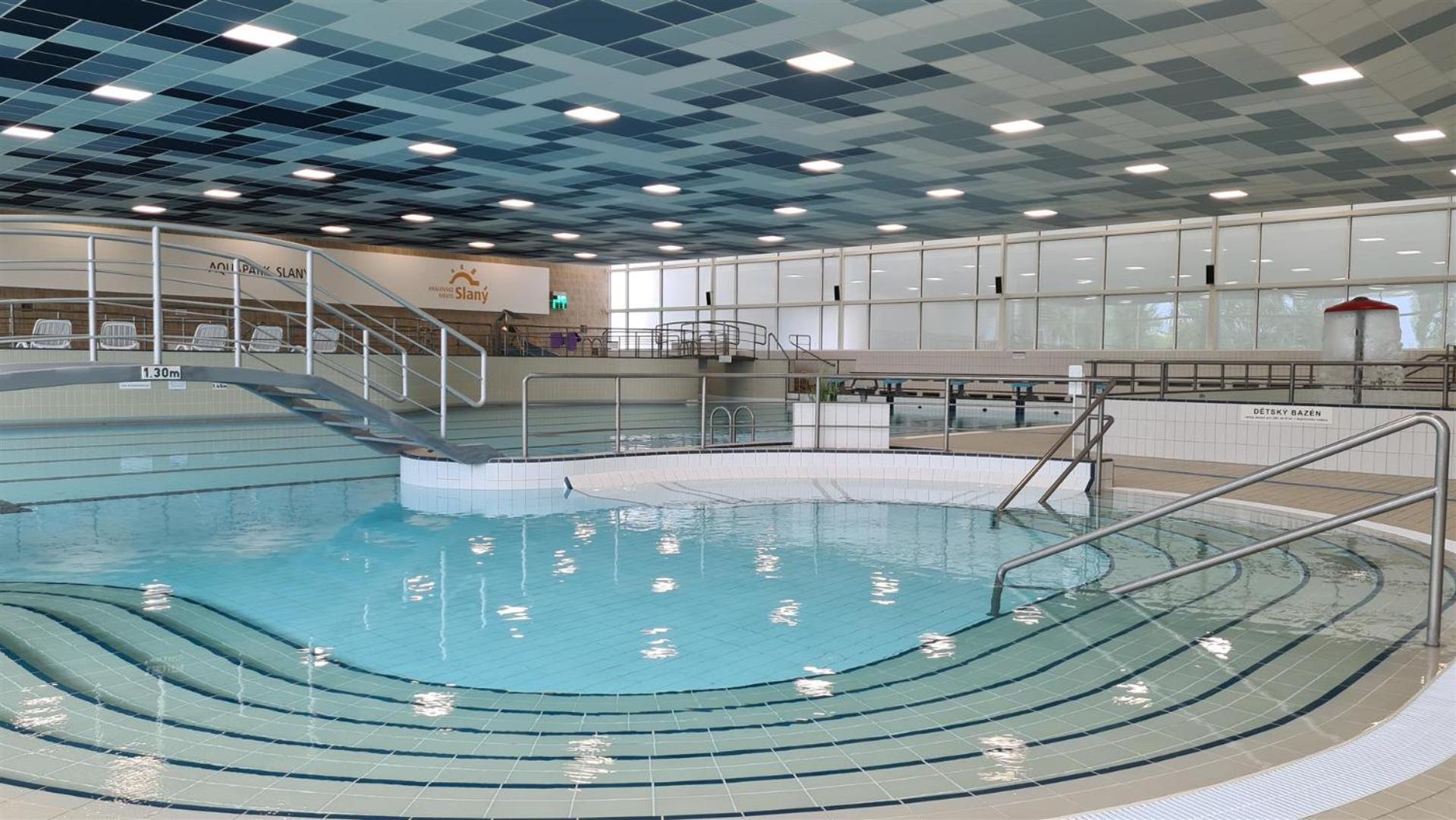 Hotel Zimni Stadion Slaný Kültér fotó