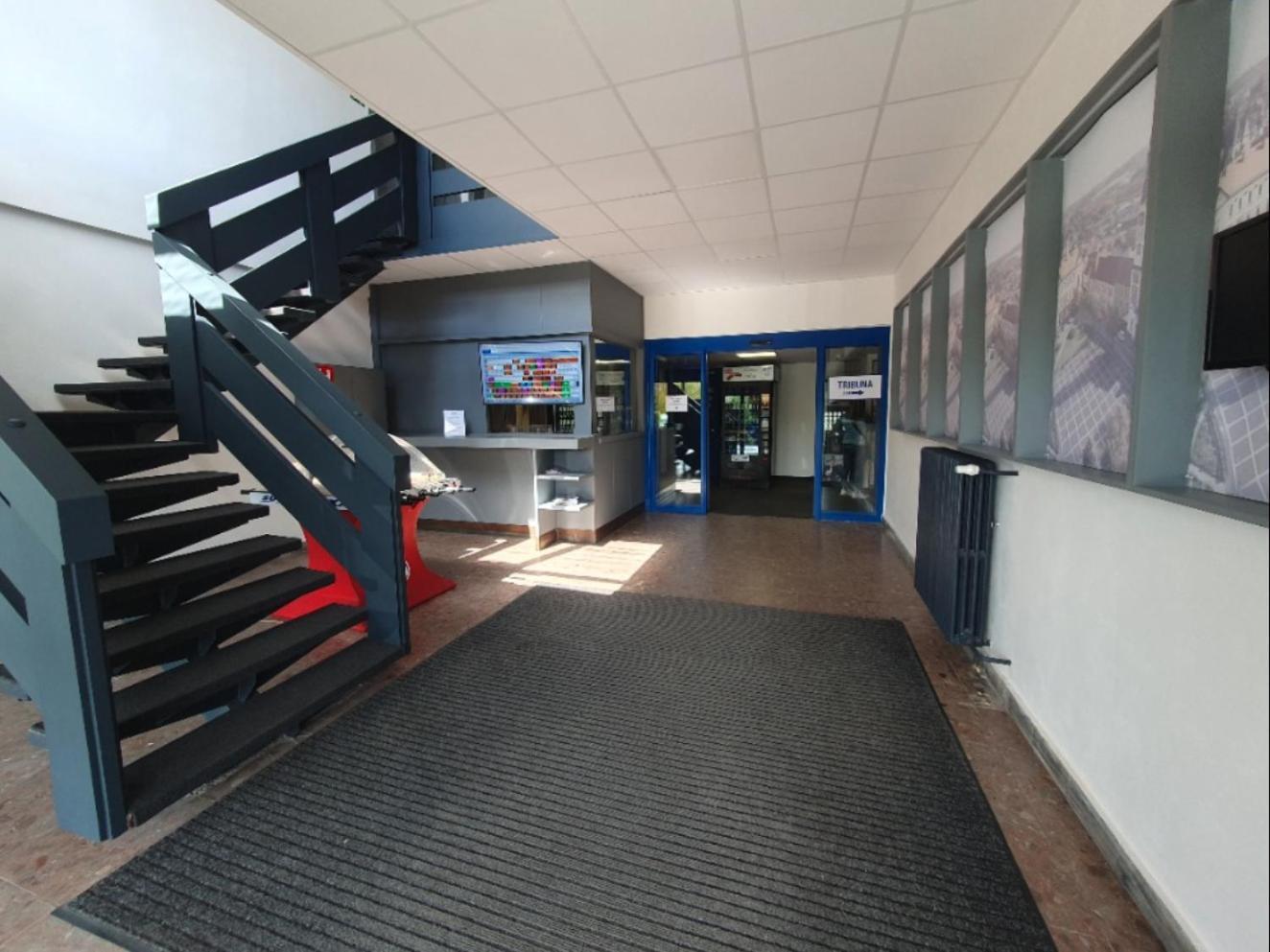 Hotel Zimni Stadion Slaný Kültér fotó